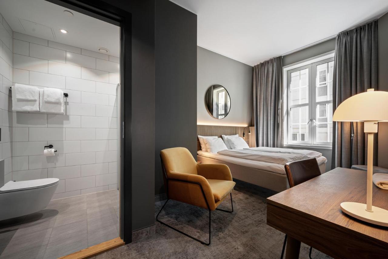 Karl Johan 4*
